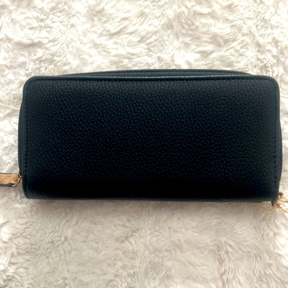 Jessica Simpson Two Toned Wallet NEW - Picture 3 of 4